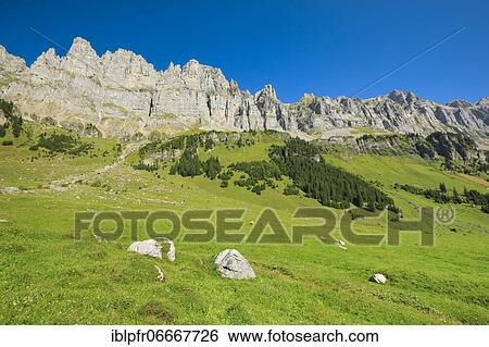 Signalstock, 2572 m, Jegerstöck 2584 m, Schijen, 2610 m, Ortstock, 2716 m, Urnerboden, Klausenpass, Uri, Switzerland, Europe View Large Photo Image Stock Photograph - Signalstock, 2572 m, Jegerstöck 2584 m, Schijen, 2610 m, Ortstock, 2716 m, Urnerboden, Klausenpass, Uri, Switzerland, Europe. Fotosearch