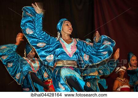 Picture - Traditional dance, dancers in traditional costumes, Kandy, Central Province, Sri Lanka, Asia. Fotosearch