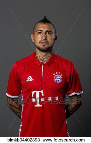 Stock Image - Arturo Vidal of FC Bayern Munich, August 10, 2016 in Munich, Germany. Poolphoto. Fotosearch