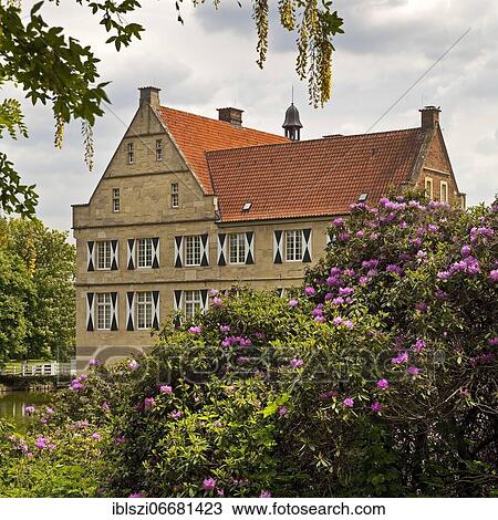 Burg Hülshoff Castle, birthplace of the poet Annette von Droste-Hülshoff, Havixbeck, Münsterland, North Rhine-Westphalia, Germany, Europe View Large Photo Image Stock Image - Burg Hülshoff Castle, birthplace of the poet Annette von Droste-Hülshoff, Havixbeck, Münsterland, North Rhine-Westphalia, Germany, Europe. Fotosearch