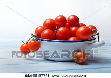 Cherry tomatoes in shell, Solanum lycopersicum View Large Photo Image Stock Image - Cherry tomatoes in shell, Solanum lycopersicum. Fotosearch