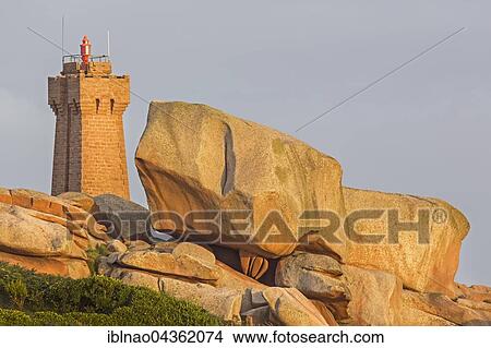 Picture - Lighthouse Men Ruz, Ploumanac'h, Cote de Granit Rose, Côtes d'Armor, Brittany, France, Europe. Fotosearch