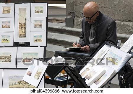 Stock Photograph - Local painter, Piazzale degli Uffizi, Florence, Tuscany, Italy, Europe. Fotosearch