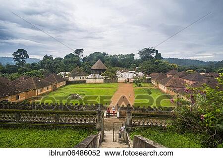 Stock Image - Overlook over Fon´s palace, Bafut, Cameroon, Africa. Fotosearch