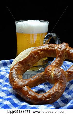 Pretzel, pretzel and glass of beer, pretzel pastry View Large Photo Image Stock Image - Pretzel, pretzel and glass of beer, pretzel pastry. Fotosearch