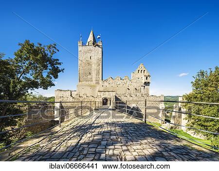 Stock Image - Rudelsburg castle ruins in the Saale valley near Bad Kösen, Naumburg, Saxony-Anhalt, Germany, Europe. Fotosearch