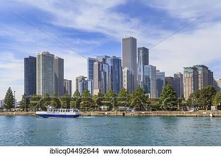 Picture - Skyline, Skyscraper, Lake Michigan, Chicago, Illinois, USA, North America. Fotosearch