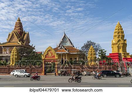 Wat Ounalom temple, Phnom Penh Province, Cambodia, Asia View Large Photo Image Stock Image - Wat Ounalom temple, Phnom Penh Province, Cambodia, Asia. Fotosearch