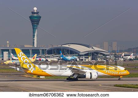Stock Image - A Boeing 787-9 Dreamliner aircraft operated by Scoot with registration number 9V-OJJ at Guangzhou Airport, China, Asia. Fotosearch
