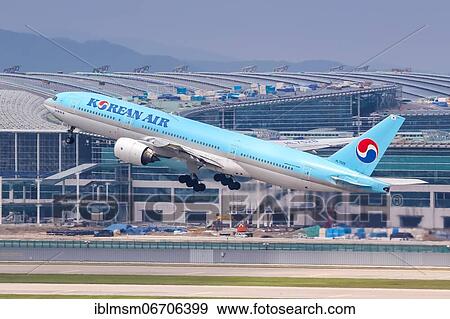 A Korean Air Boeing 777-200ER with registration number HL7526 at Seoul Incheon Airport, South Korea, Asia View Large Photo Image Stock Photo - A Korean Air Boeing 777-200ER with registration number HL7526 at Seoul Incheon Airport, South Korea, Asia. Fotosearch