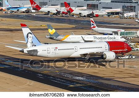 Stock Image - A Norwegian Air United Kingdom Boeing 787-9 with registration G-CKWC at London Gatwick Airport, United Kingdom, Europe. Fotosearch