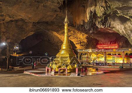 Stock Image - Caved filled with buddhas, Saddan cave, Hpa-An, Kayin state, Myanmar, Asia. Fotosearch