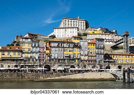Stock Image - Episcopal Palace, former bishops' residence, Ribeira District, Porto, UNESCO World Heritage Site, Portugal, Europe. Fotosearch