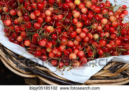 Stock Image - Fruit sales in the market hall of Funchal, Madeira, Portugal, Europe. Fotosearch