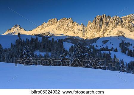 Stock Image - Gastlosen, Jaunpass, Fribourg Prealps, Switzerland, Europe. Fotosearch