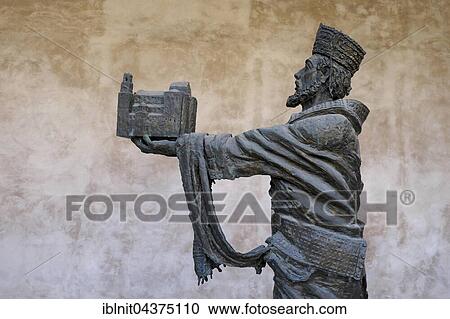 Statue, Wilhelm II of Siciliy, entrance to the Monreale Cathedral, Monreale, Sicily, Italy, Europe View Large Photo Image Stock Image - Statue, Wilhelm II of Siciliy, entrance to the Monreale Cathedral, Monreale, Sicily, Italy, Europe. Fotosearch