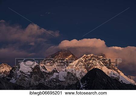 Stock Image - View in the evening light from Renjo La Pass 5417 m to the east on Himalaya with Mount Everest, 8848 m, Nuptse, 7879 m and Lhotse, 8516 m, Khumbu Himal, Himalaya, Nepal, Asia. Fotosearch