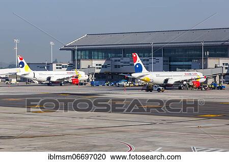 Stock Image - Airbus A320 aircraft of Vivaair at Bogota Airport (BOG), Bogota, Colombia, South America. Fotosearch