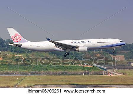 Stock Image - An Airbus A330-300 aircraft of China Airlines with registration number B-18303 at Chengdu airport, China, Asia. Fotosearch