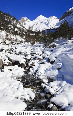 Blumlisalp Rothorn, Oeschinenhorn, Blüemlisalp, Bernese Alps, Bern, Switzerland, Europe View Large Photo Image Stock Photo - Blumlisalp Rothorn, Oeschinenhorn, Blüemlisalp, Bernese Alps, Bern, Switzerland, Europe. Fotosearch