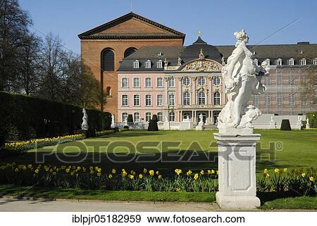 Electoral Palace with Constantine Basilica, Constantine Basilica, Aula Palatina, Trier, Rhineland-Palatinate, Germany, Europe View Large Photo Image Stock Photo - Electoral Palace with Constantine Basilica, Constantine Basilica, Aula Palatina, Trier, Rhineland-Palatinate, Germany, Europe. Fotosearch