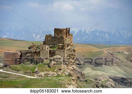 Stock Image - Hosap, Van province, East Anatolia, Ananolia, Hosap castle, castle ruin, Turkey, Asia. Fotosearch