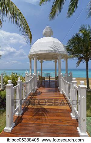 Pavilion, Varadero Beach, Cuba, Central America View Large Photo Image Stock Photography - Pavilion, Varadero Beach, Cuba, Central America. Fotosearch