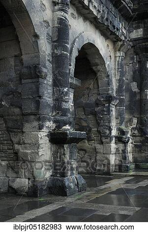 Porta Nigra, Rhineland-Palatinate, Roman city gate, Trier, Germany, Europe View Large Photo Image Stock Image - Porta Nigra, Rhineland-Palatinate, Roman city gate, Trier, Germany, Europe. Fotosearch