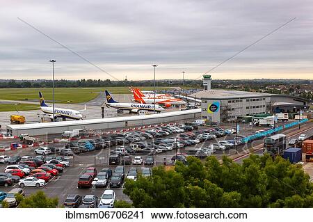 Ryanair and EasyJet aircraft at London Southend Airport, United Kingdom, Europe View Large Photo Image Stock Image - Ryanair and EasyJet aircraft at London Southend Airport, United Kingdom, Europe. Fotosearch
