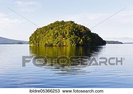 Tropical Island, Marovo Lagoon, Solomon Islands, Oceania View Large Photo Image Stock Image - Tropical Island, Marovo Lagoon, Solomon Islands, Oceania. Fotosearch