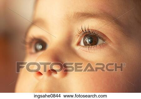 Picture - Child's eyes. Fotosearch