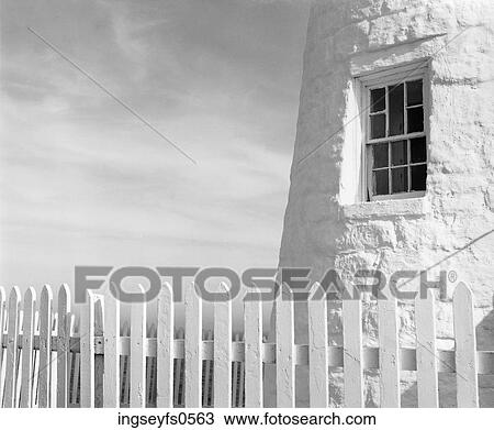 White House And Picket Fence View Large Photo Image Stock Image - White House And Picket Fence. Fotosearch