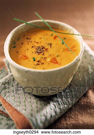 Picture - red pepper & ginger soup, ginger, pepper, soup, food, diet, nutritian. Fotosearch