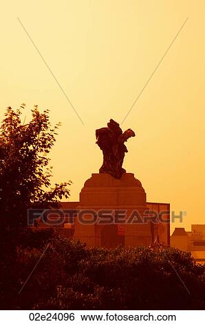 Stock Photograph - Canadian War Monument, Ottawa Canada.. Fotosearch