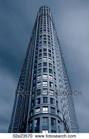 Stock Image - Curved downtown building.. Fotosearch