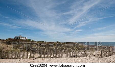 Fencing along the beach in the Hamptons View Large Photo Image Picture - Fencing along the beach in the Hamptons. Fotosearch