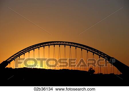 Lusitania bridge over Guadiana River, Mérida. Badajoz province, Extremadura, Spain View Large Photo Image Picture - Lusitania bridge over Guadiana River, Mérida. Badajoz province, Extremadura, Spain. Fotosearch