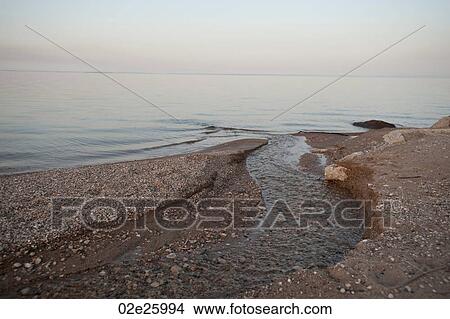 Shoreline of Lake Winnipeg in Gimli, Manitoba, Canada View Large Photo Image Picture - Shoreline of Lake Winnipeg in Gimli, Manitoba, Canada. Fotosearch