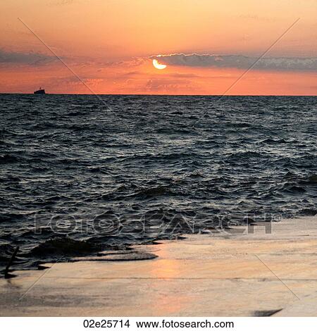 Sunset at Chicago, Lake Michigan View Large Photo Image Picture - Sunset at Chicago, Lake Michigan. Fotosearch