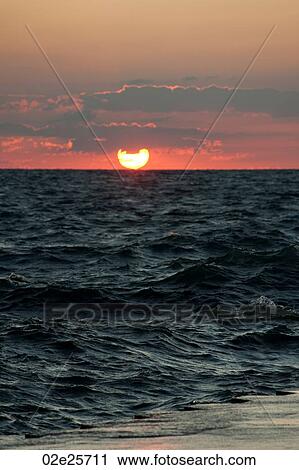 Sunset in Chicago, Lake Michigan View Large Photo Image Stock Image - Sunset in Chicago, Lake Michigan. Fotosearch