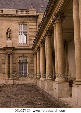 Exterior of building in Paris France View Large Photo Image Stock Image - Exterior of building in Paris France. Fotosearch