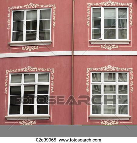 Exterior of buildings in Vail, Colorado View Large Photo Image Stock Photography - Exterior of buildings in Vail, Colorado. Fotosearch