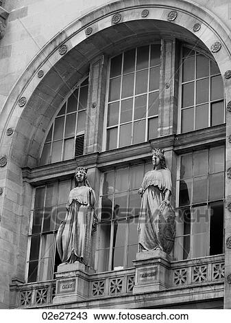 Stock Image - Gare du Nord. Fotosearch
