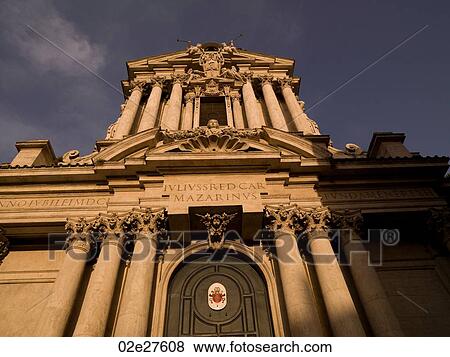 Stately building in Rome Italy View Large Photo Image Stock Photo - Stately building in Rome Italy. Fotosearch