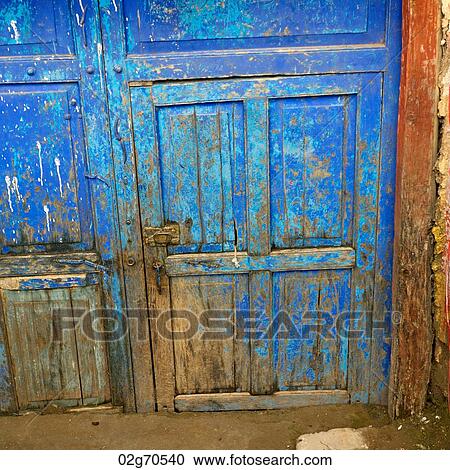 Weathered closed door of a house, Sacred Valley, Machu Picchu, Cuzco, Peru View Large Photo Image Stock Image - Weathered closed door of a house, Sacred Valley, Machu Picchu, Cuzco, Peru. Fotosearch