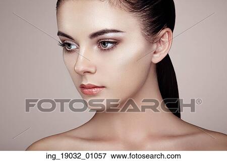 Beautiful woman face. Perfect makeup. Beauty fashion. Eyelashes. Cosmetic Eyeshadow. Highlighting View Large Photo Image Stock Photo - Beautiful woman face. Perfect makeup. Beauty fashion. Eyelashes. Cosmetic Eyeshadow. Highlighting. Fotosearch