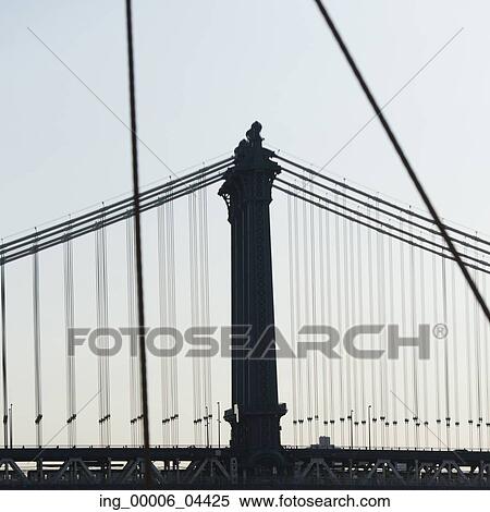 Stock Photography - Side view of the Manhattan Bridge, Manhattan, New York City, New York State, USA. Fotosearch