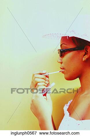 Stock Photo - Lifestyle, Living, Real. Fotosearch