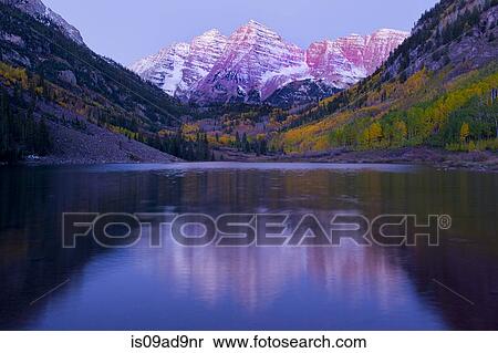 Maroon Bells, Maroon Lake, Aspen, Colorado, United States of America View Large Photo Image Stock Photography - Maroon Bells, Maroon Lake, Aspen, Colorado, United States of America. Fotosearch