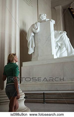 Girl looking at lincoln memorial View Large Photo Image Picture - Girl looking at lincoln memorial. Fotosearch